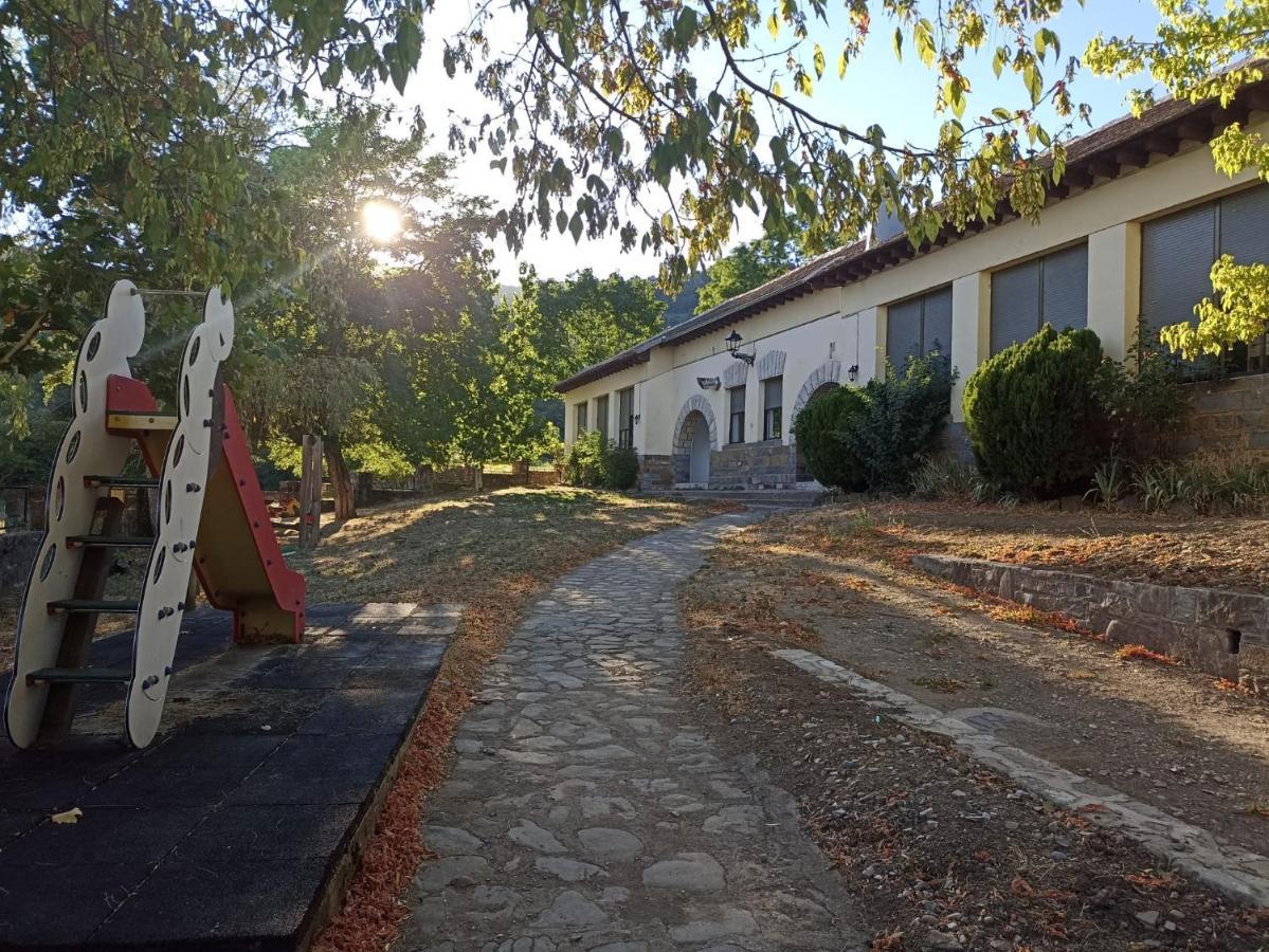 Albergue De Сиреса Экстерьер фото